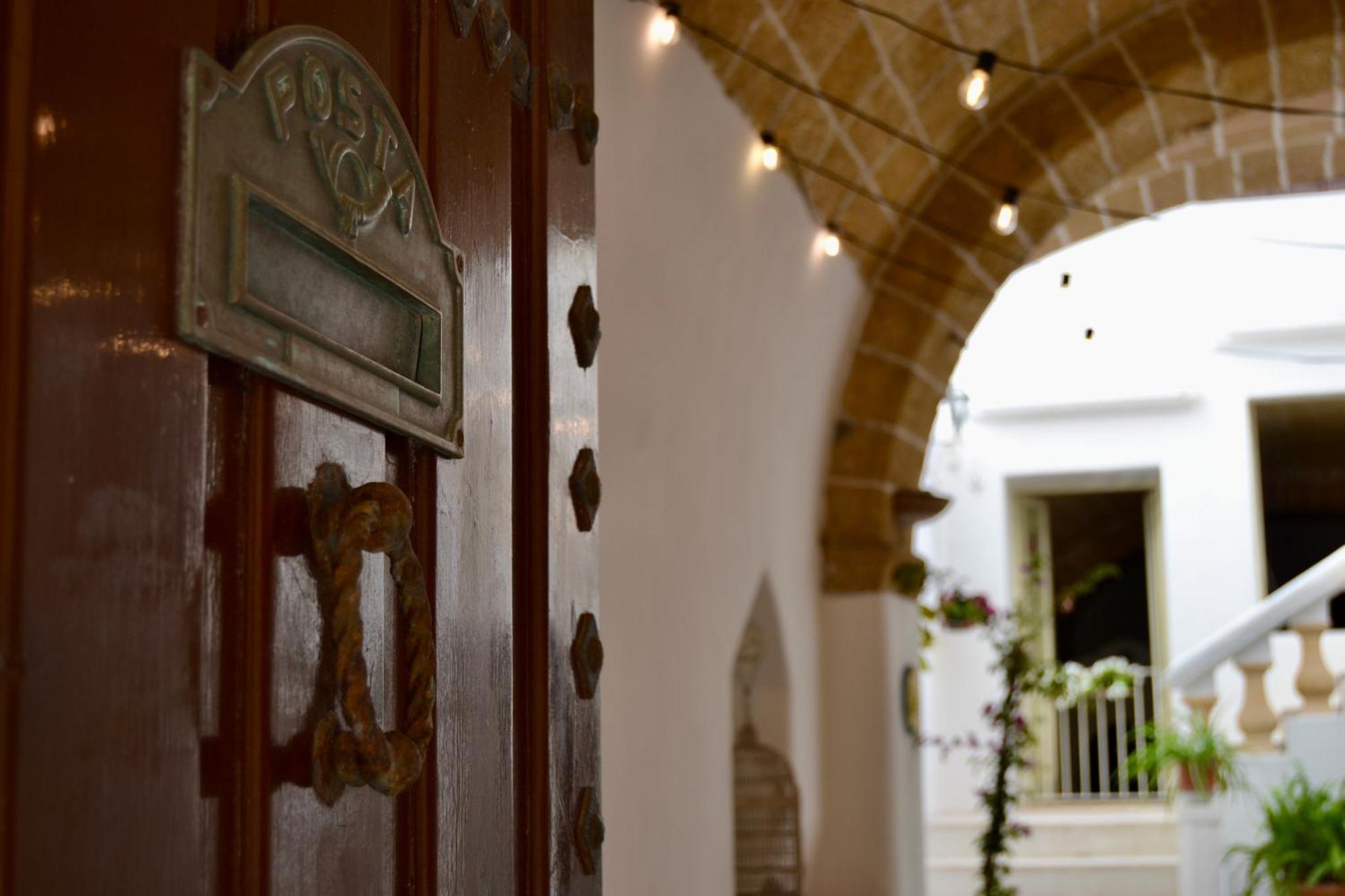Kallistos Suites & Apartments Gallipoli Bagian luar foto