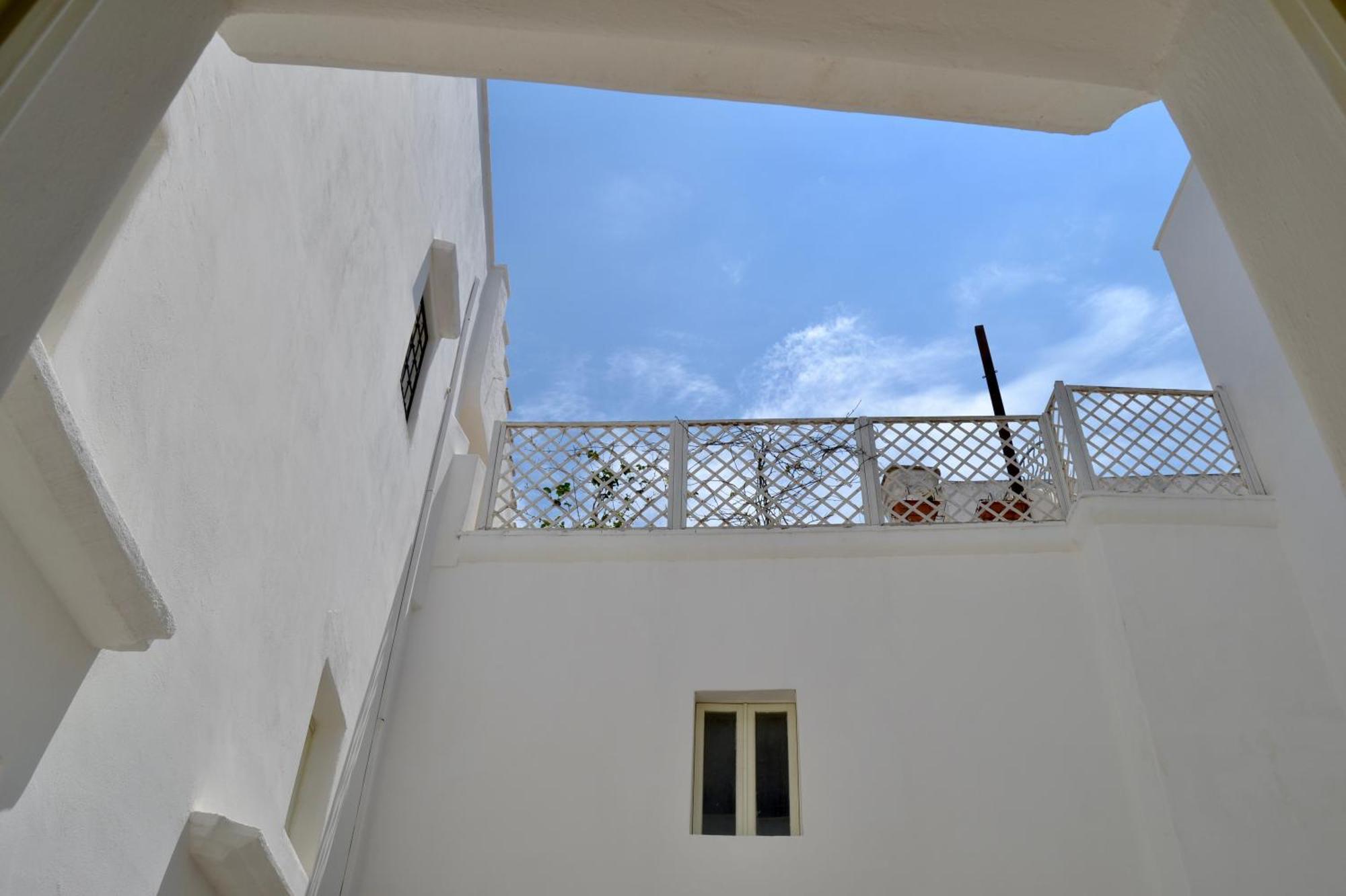 Kallistos Suites & Apartments Gallipoli Bagian luar foto