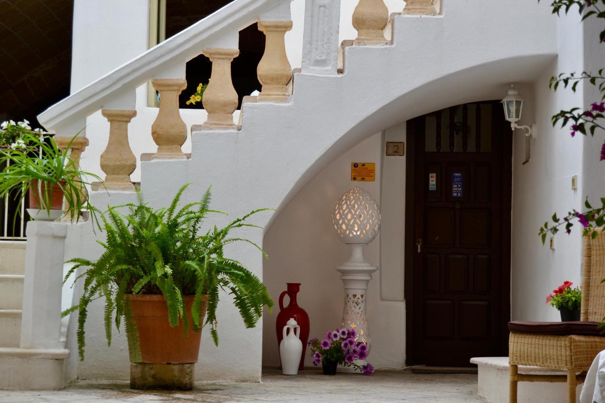 Kallistos Suites & Apartments Gallipoli Bagian luar foto