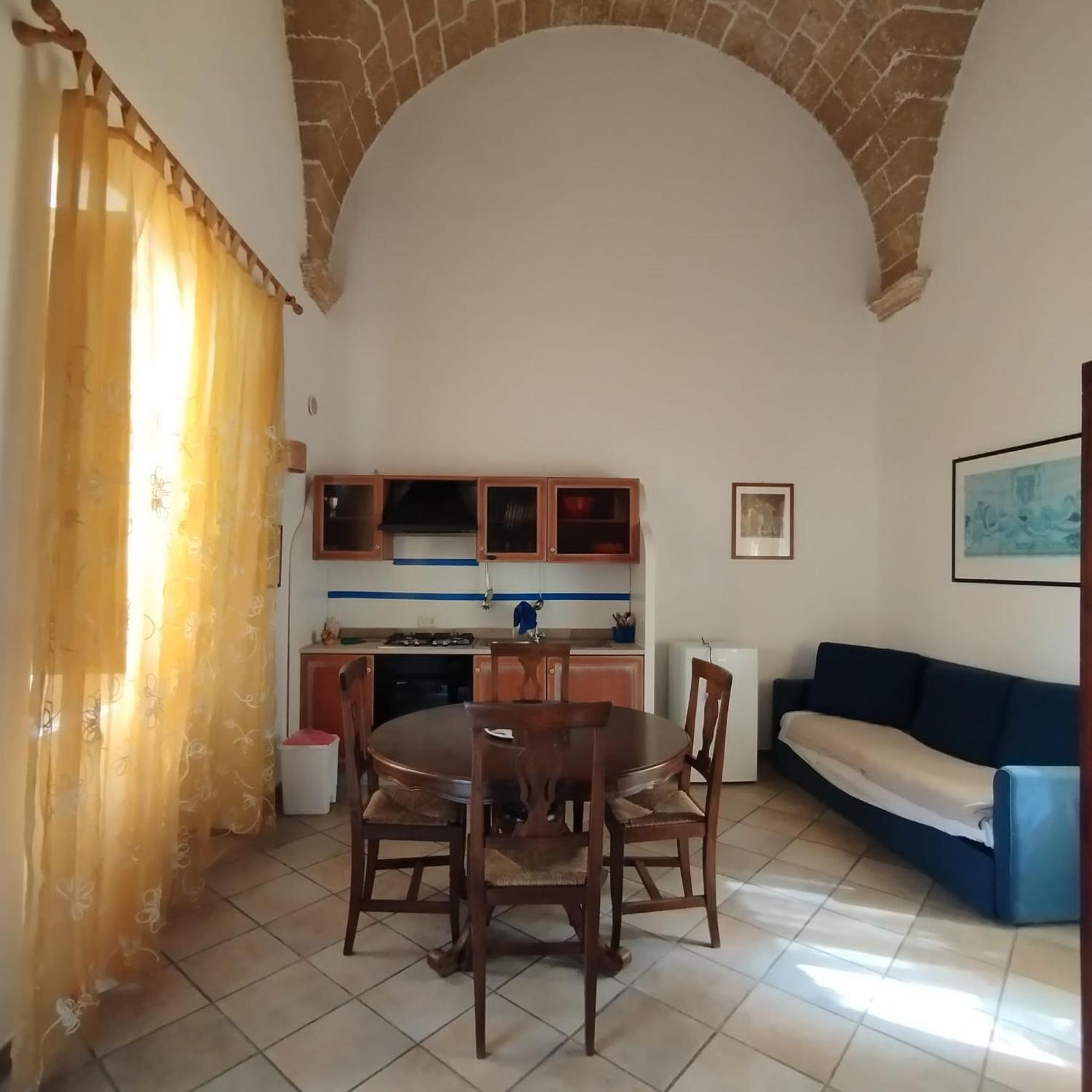 Kallistos Suites & Apartments Gallipoli Bagian luar foto