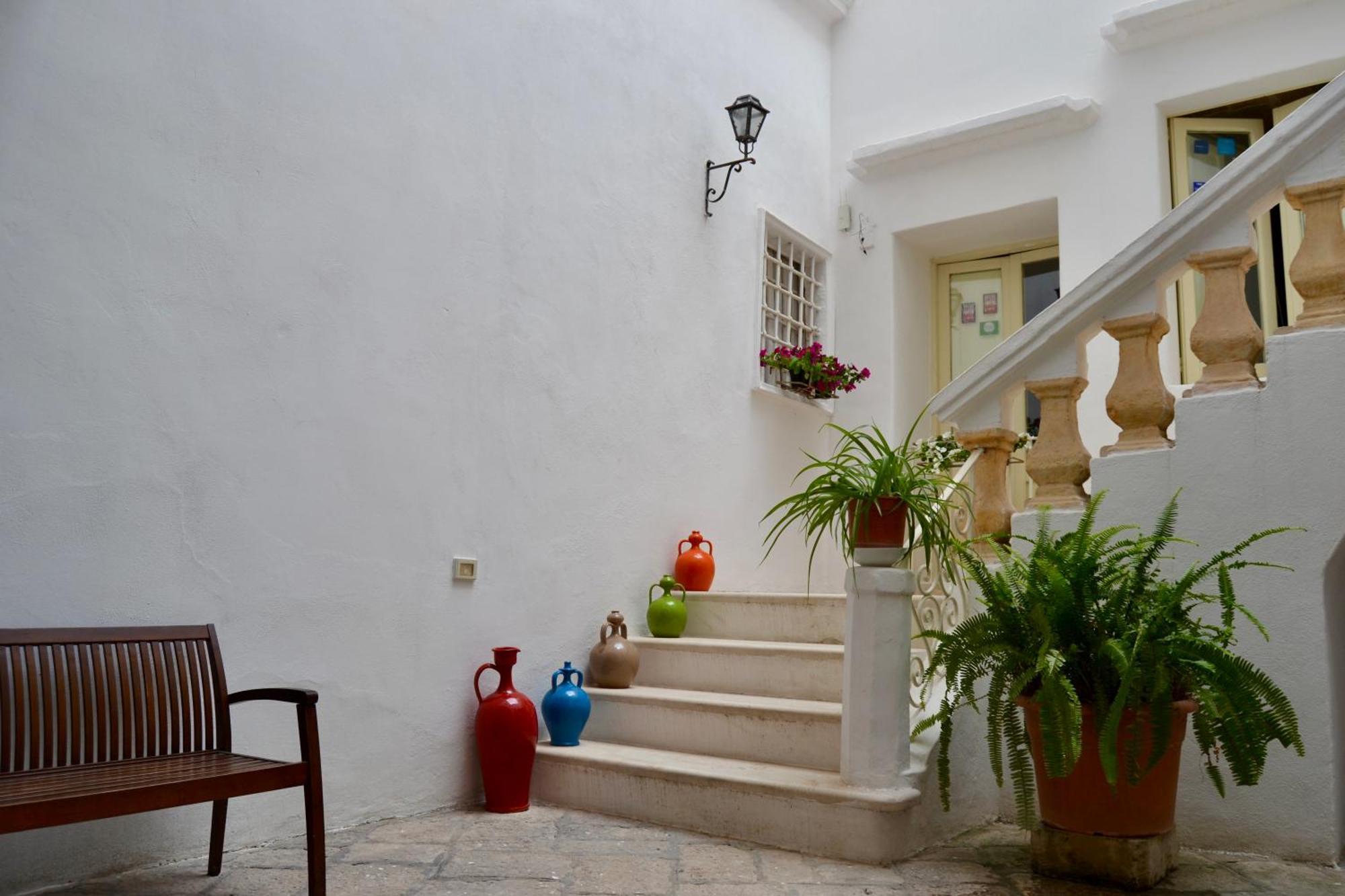 Kallistos Suites & Apartments Gallipoli Bagian luar foto
