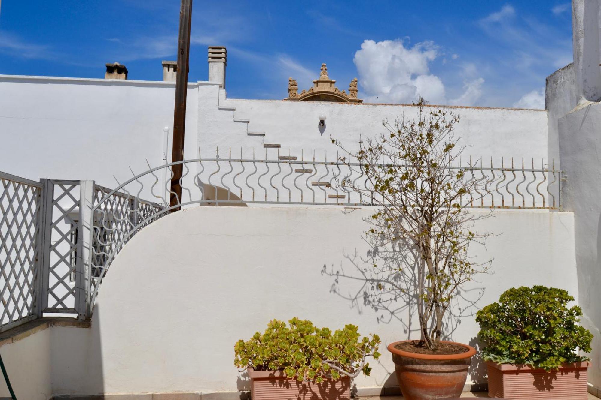 Kallistos Suites & Apartments Gallipoli Bagian luar foto