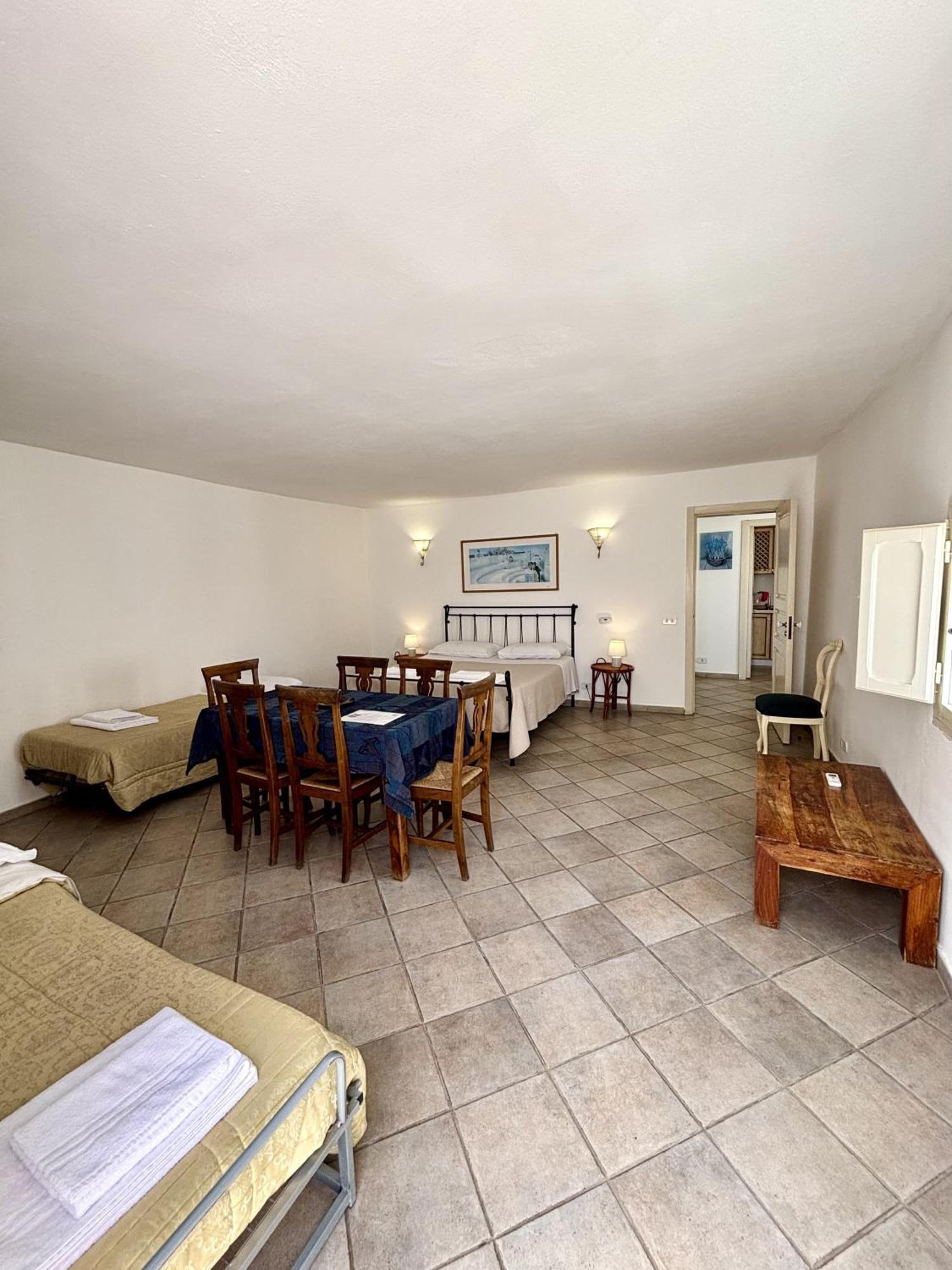Kallistos Suites & Apartments Gallipoli Bagian luar foto
