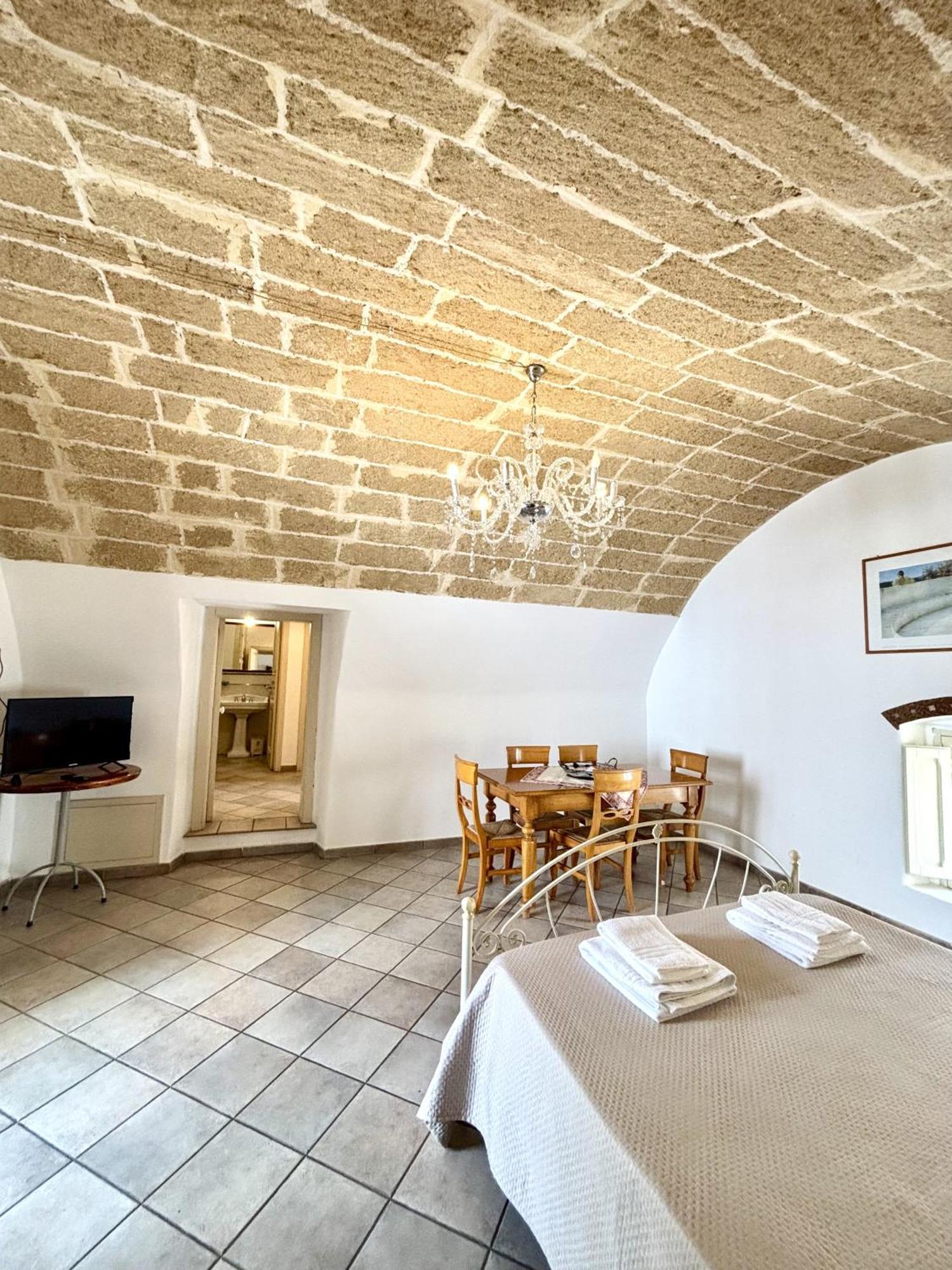 Kallistos Suites & Apartments Gallipoli Bagian luar foto