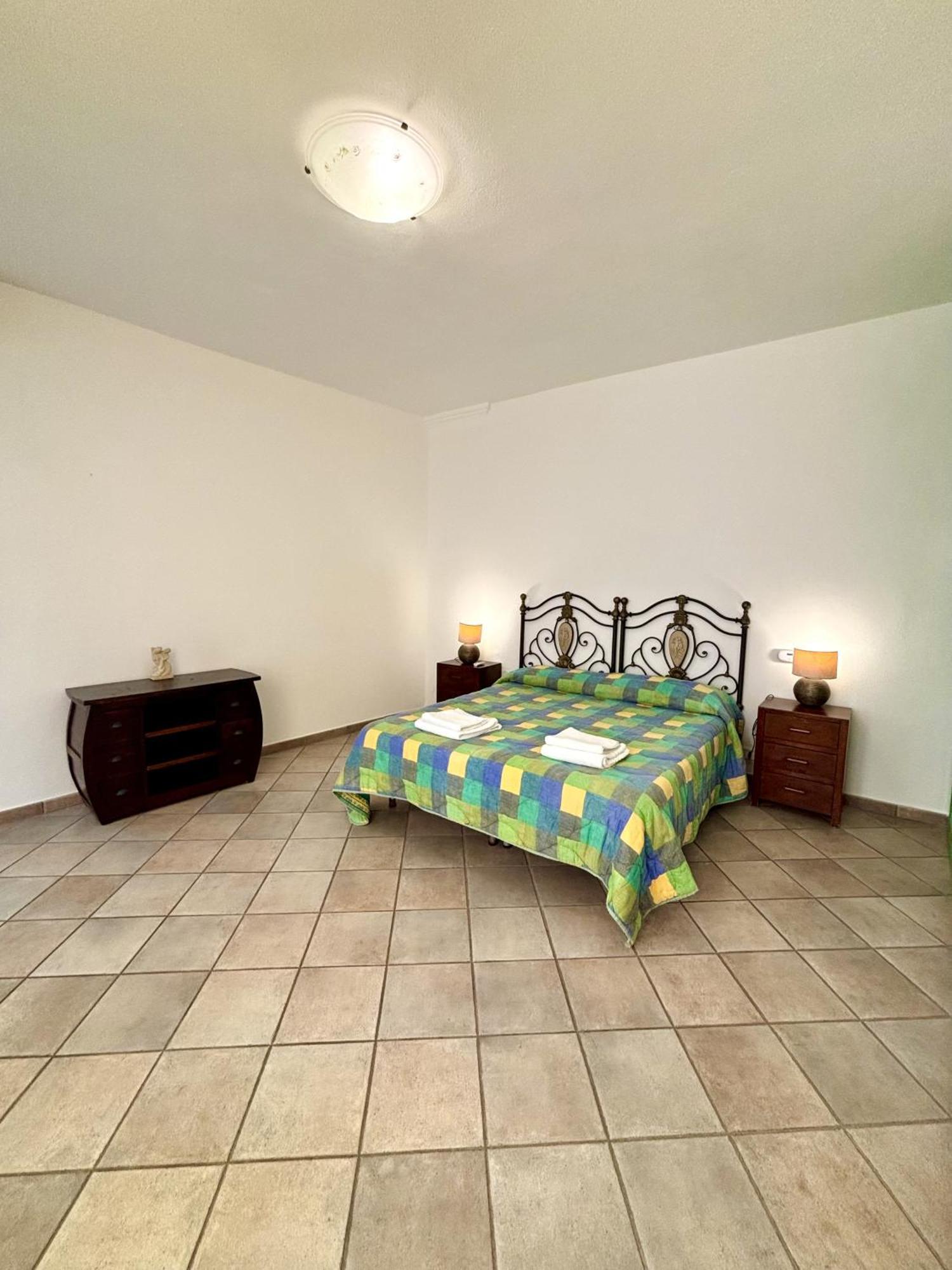 Kallistos Suites & Apartments Gallipoli Bagian luar foto