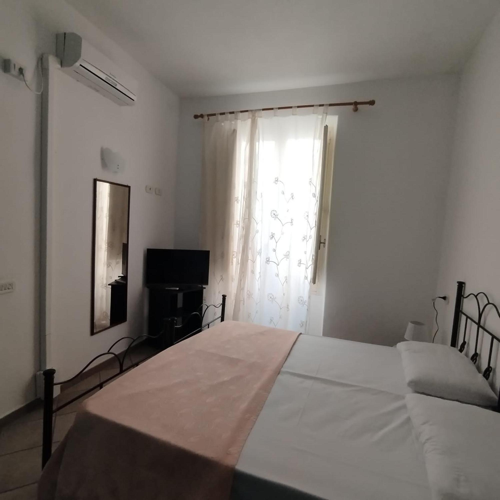 Kallistos Suites & Apartments Gallipoli Bagian luar foto